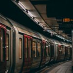 train station A qué hora abre el metro